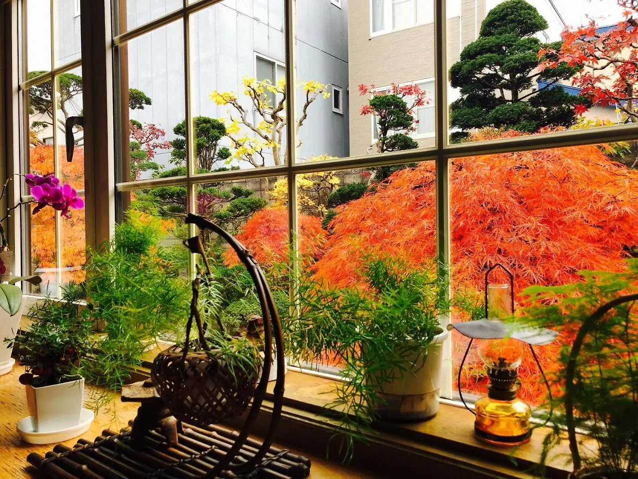 Otarunishikien Bed & Breakfast