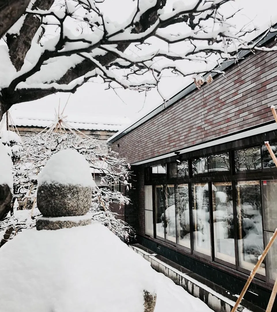 Otarunishikien Bed & Breakfast 2*, Otaru
